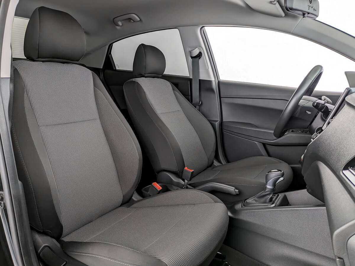 Hyundai Solaris с пробегом — 2020 год. Фото: #18