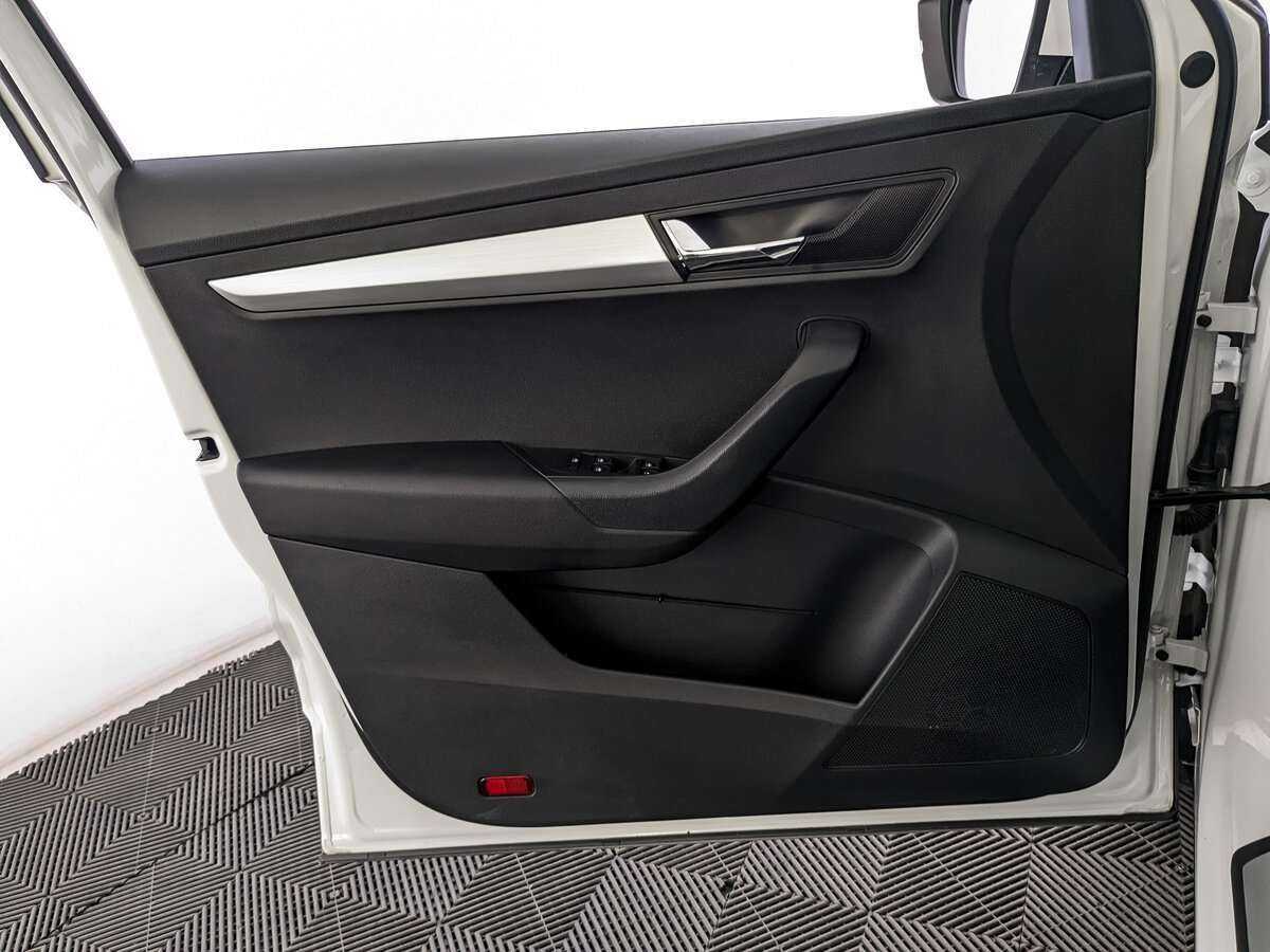 Skoda Karoq с пробегом — 2022 год. Фото: #14