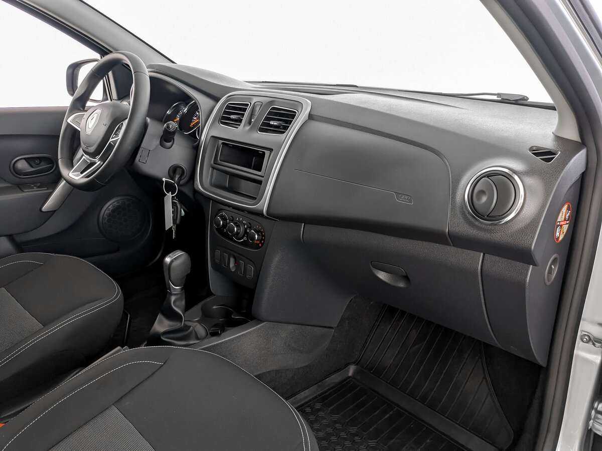 Renault Sandero с пробегом — 2021 год. Фото: #10