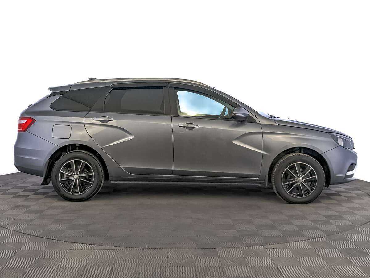 Lada (ВАЗ) Vesta с пробегом — 2021 год. Фото: #3