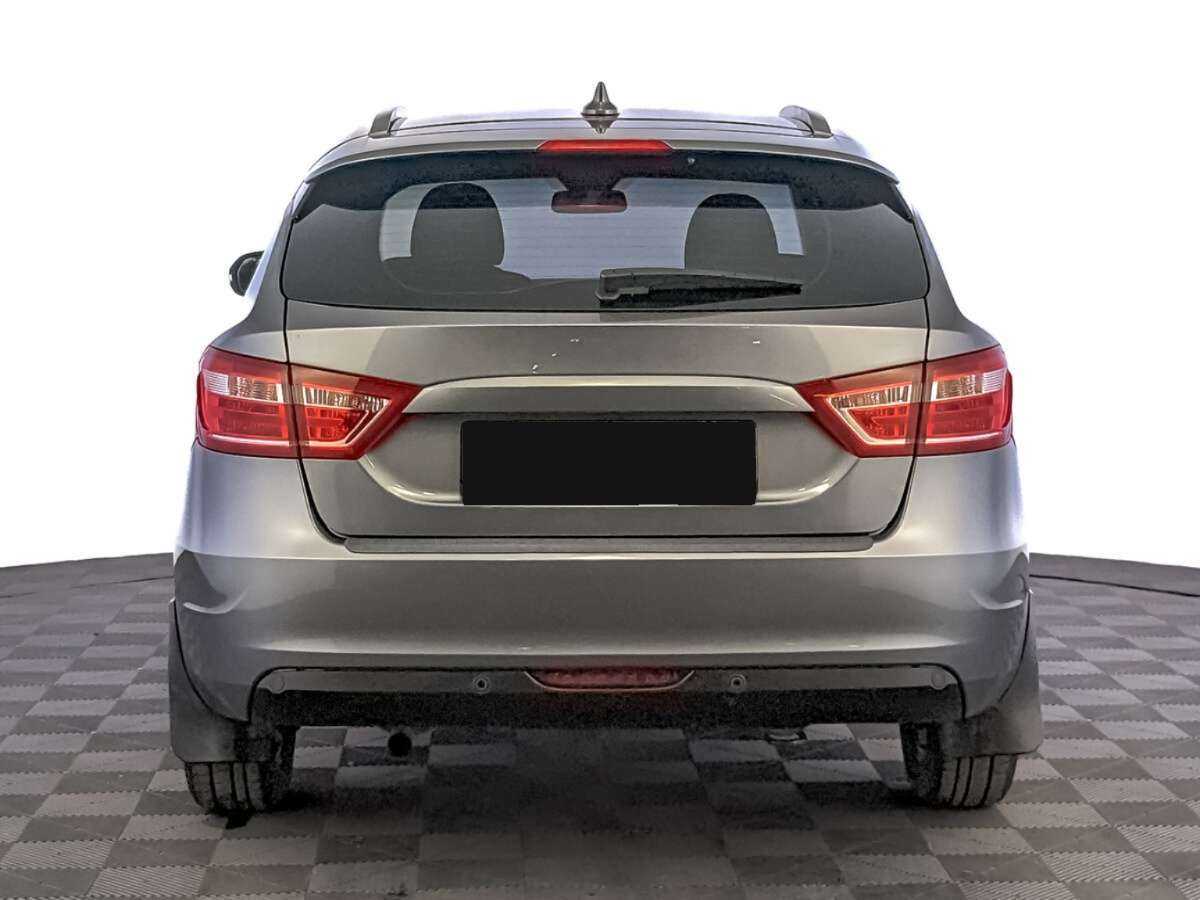 Lada (ВАЗ) Vesta с пробегом — 2021 год. Фото: #5