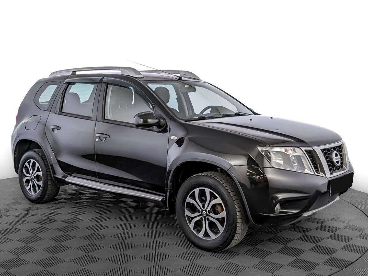 Nissan Terrano с пробегом — 2015 год. Фото: #2