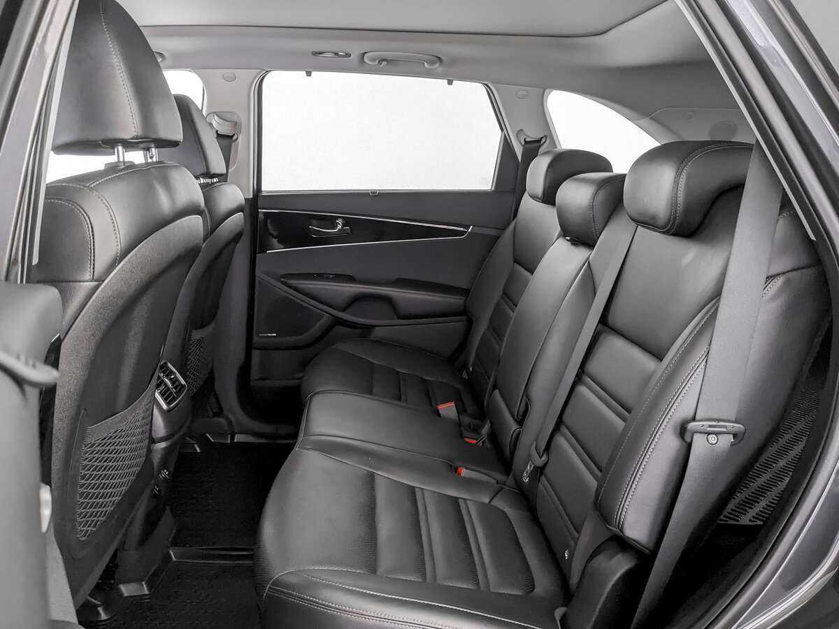 Kia Sorento с пробегом — 2019 год. Фото: #9