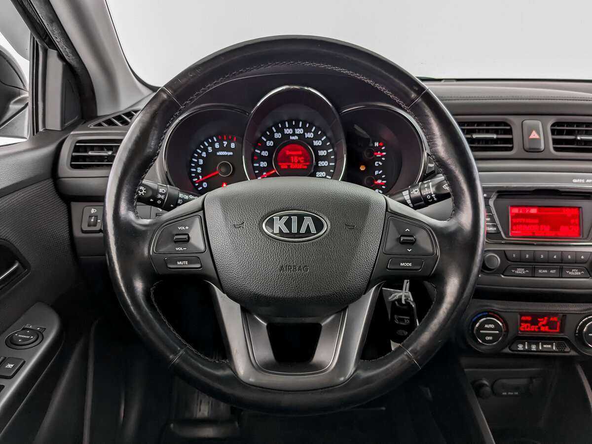Kia Rio с пробегом — 2014 год. Фото: #16