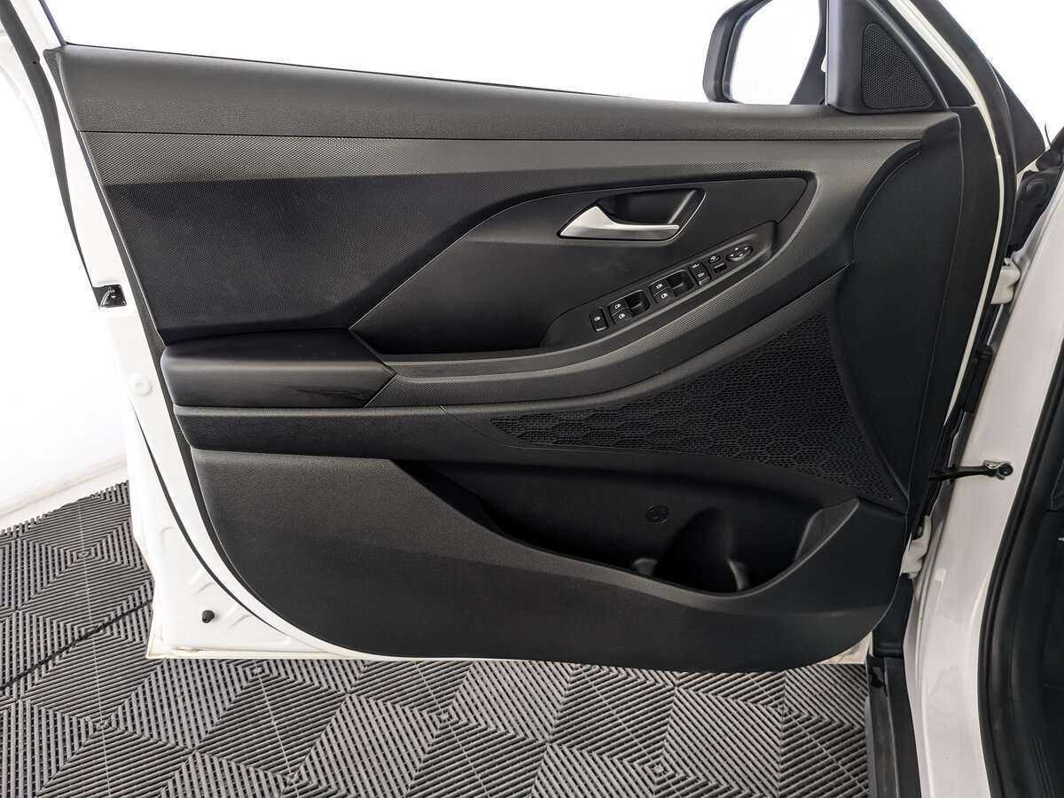 Hyundai Creta с пробегом — 2022 год. Фото: #14