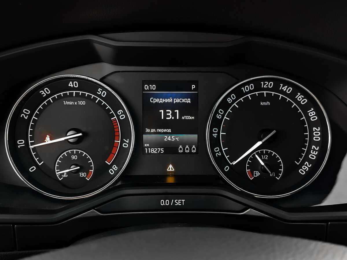 Skoda Superb с пробегом — 2017 год. Фото: #11