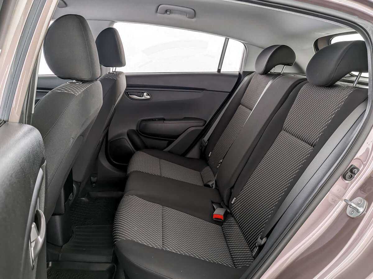 Kia Rio с пробегом — 2019 год. Фото: #9