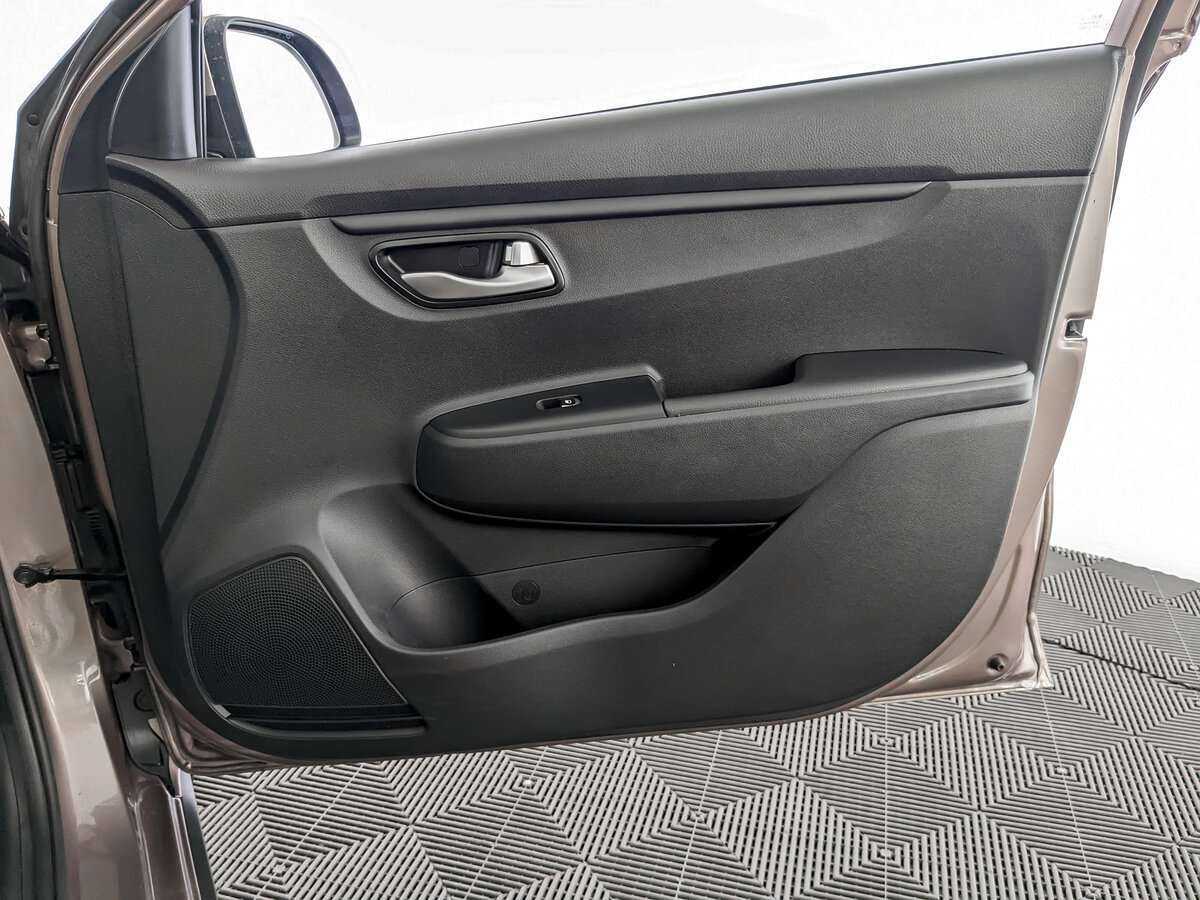 Kia Rio с пробегом — 2019 год. Фото: #19