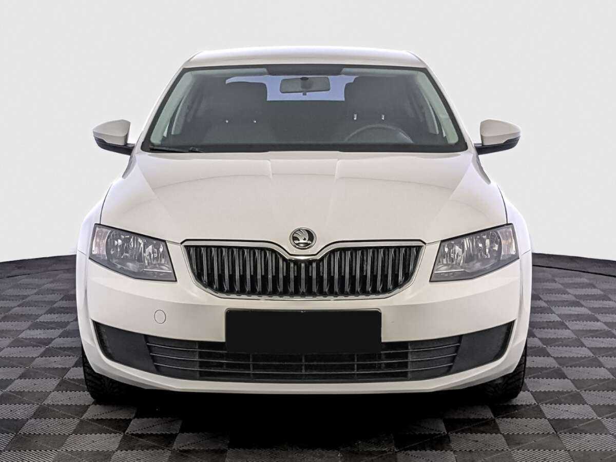 Skoda Octavia с пробегом — 2015 год. Фото: #1
