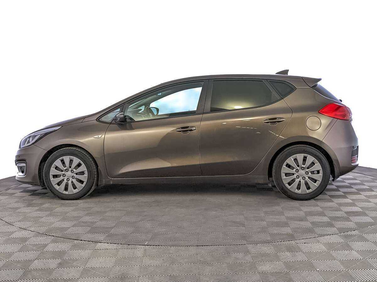 Kia Ceed с пробегом — 2017 год. Фото: #7