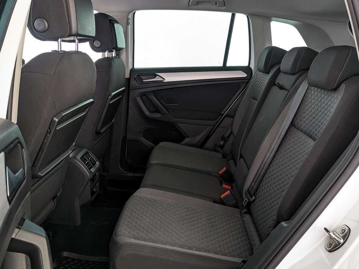 Volkswagen Tiguan с пробегом — 2018 год. Фото: #13
