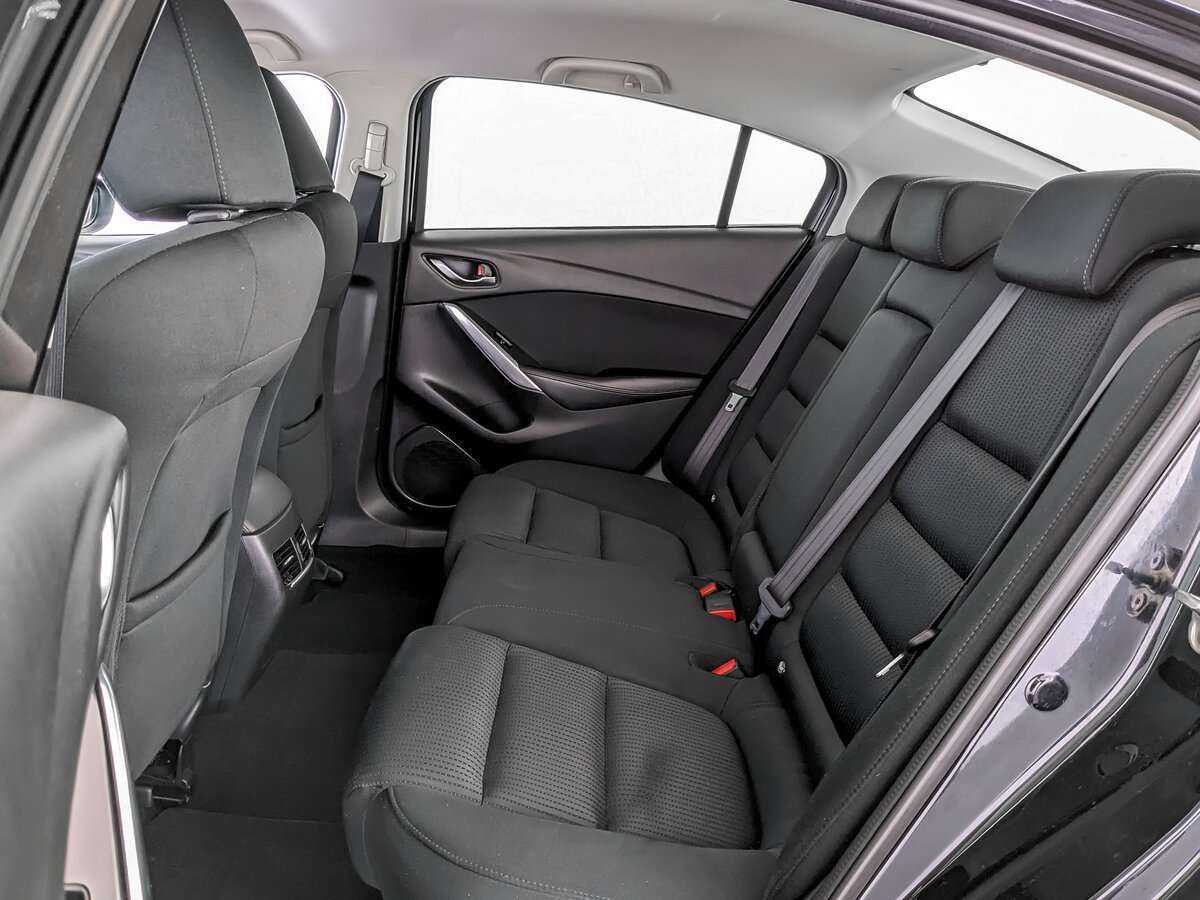 Mazda 6 с пробегом — 2018 год. Фото: #9