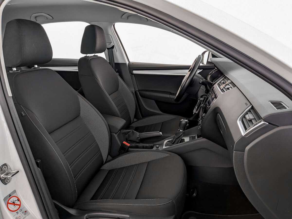 Skoda Octavia с пробегом — 2020 год. Фото: #18