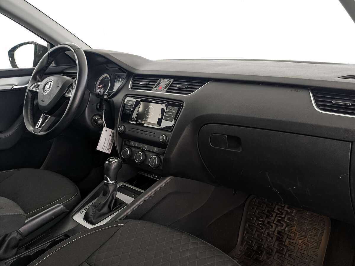 Skoda Octavia с пробегом — 2016 год. Фото: #12