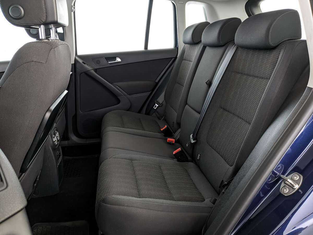 Volkswagen Tiguan с пробегом — 2015 год. Фото: #13