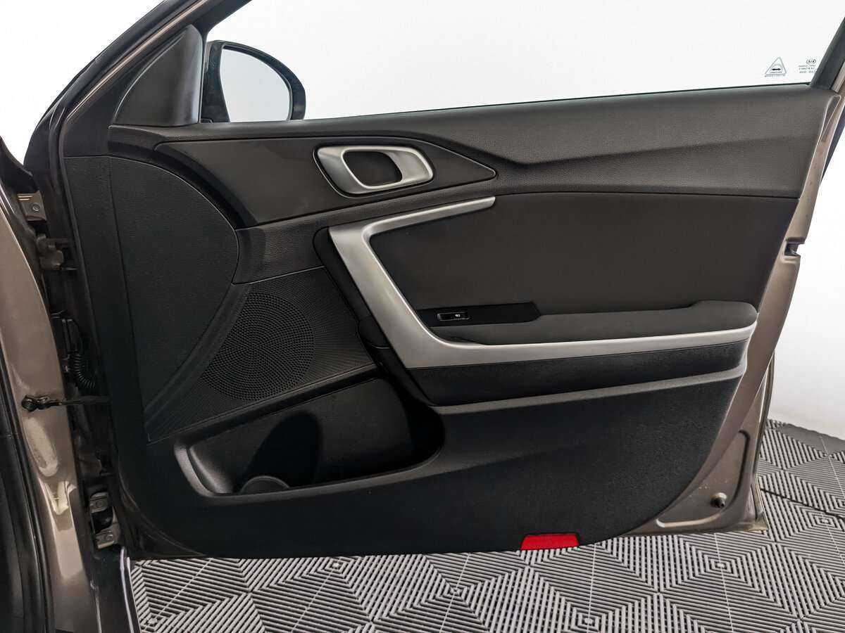 Kia Ceed с пробегом — 2021 год. Фото: #19