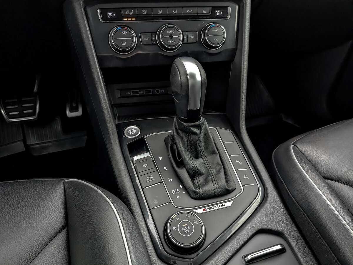 Volkswagen Tiguan с пробегом — 2020 год. Фото: #21