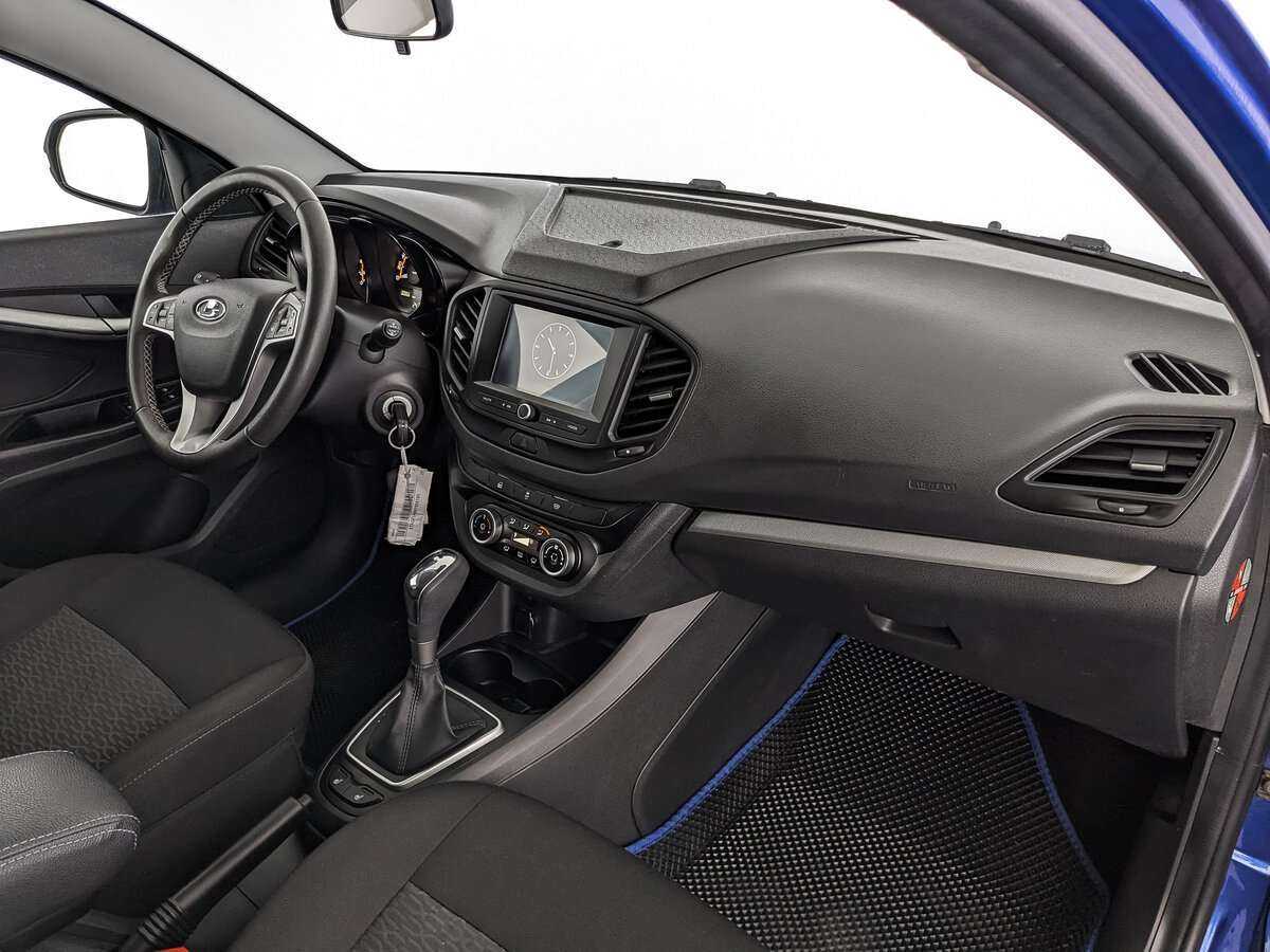 Lada (ВАЗ) Vesta с пробегом — 2022 год. Фото: #8