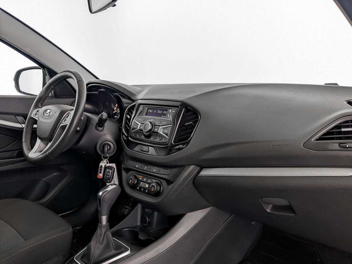 Lada (ВАЗ) Vesta с пробегом — 2021 год. Фото: #8