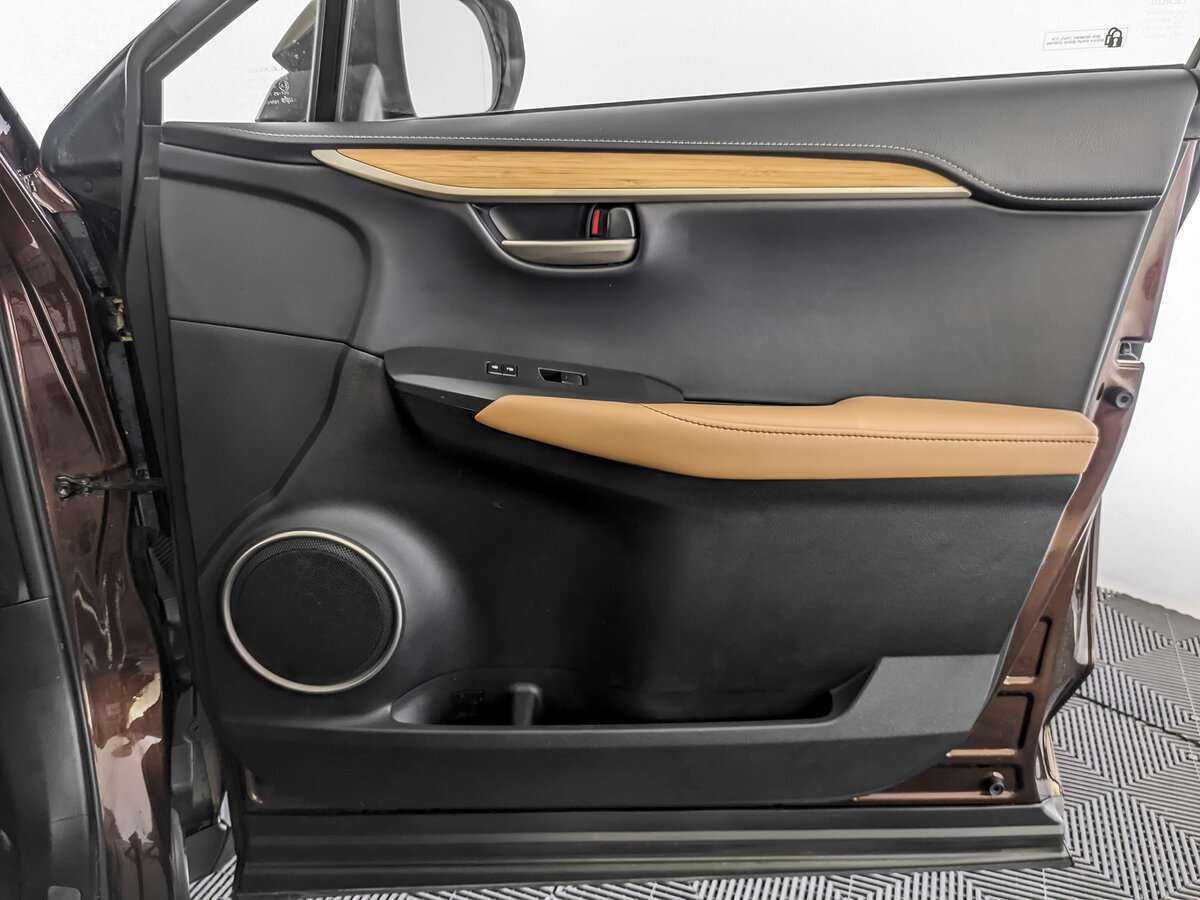 Lexus NX с пробегом — 2017 год. Фото: #20