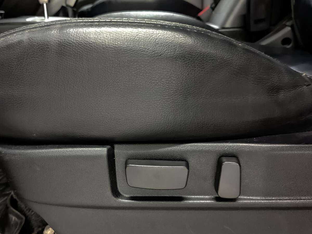 Mitsubishi Pajero Sport с пробегом — 2012 год. Фото: #21