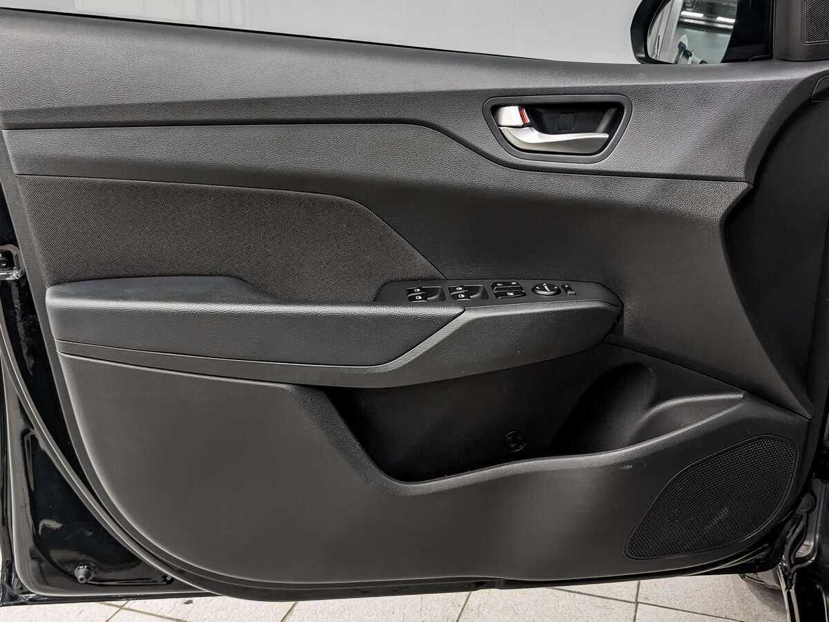 Hyundai Solaris с пробегом — 2021 год. Фото: #14