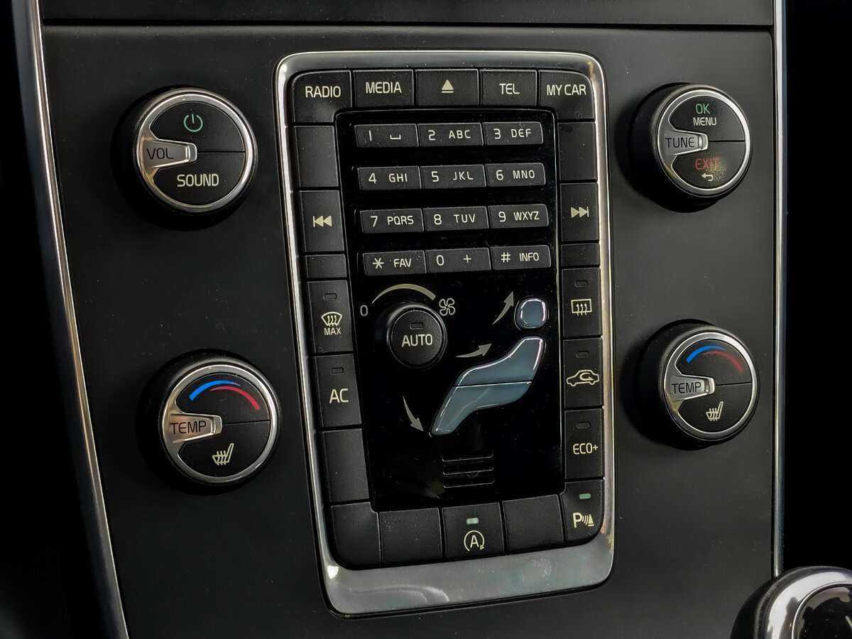 Volvo S60 с пробегом — 2015 год. Фото: #21