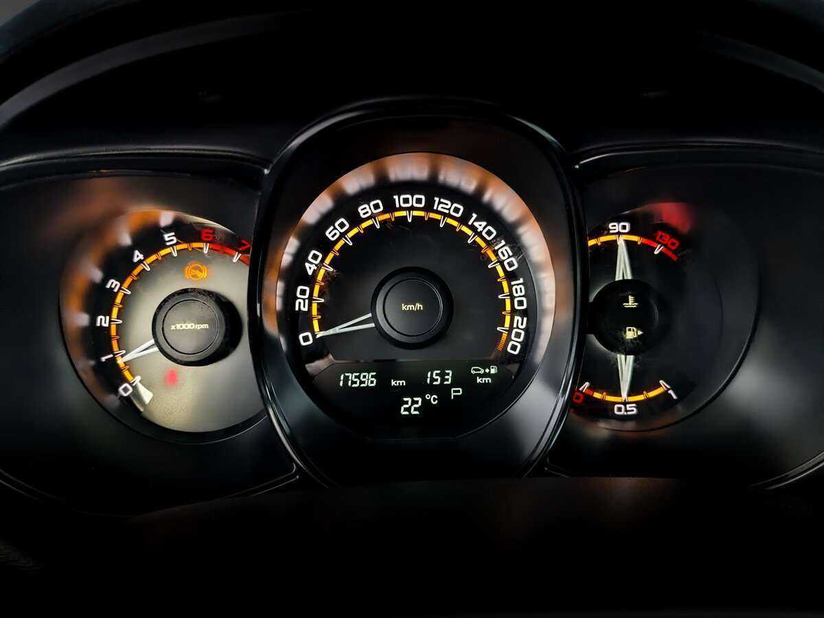 Lada (ВАЗ) Vesta с пробегом — 2022 год. Фото: #10