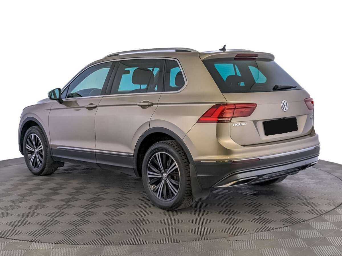 Volkswagen Tiguan с пробегом — 2018 год. Фото: #6
