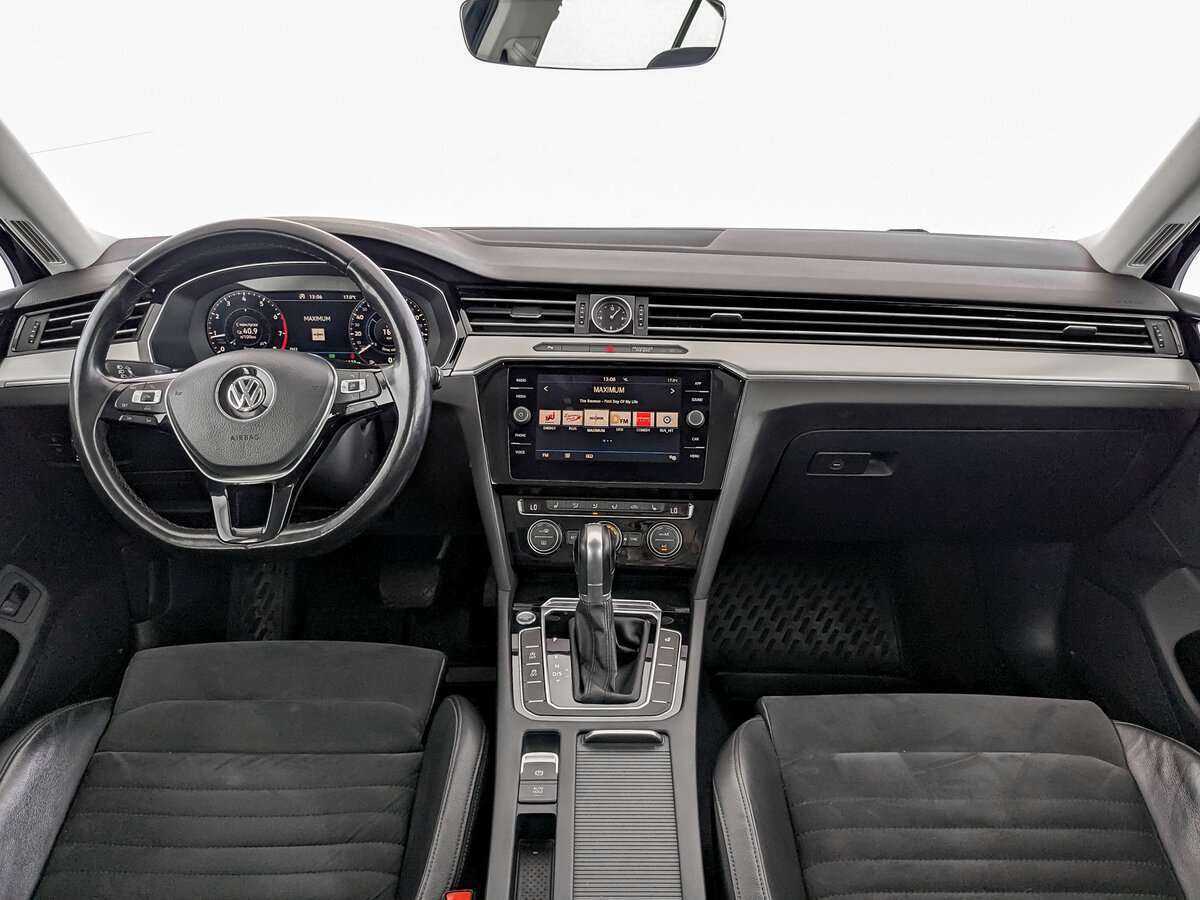 Volkswagen Passat с пробегом — 2017 год. Фото: #13