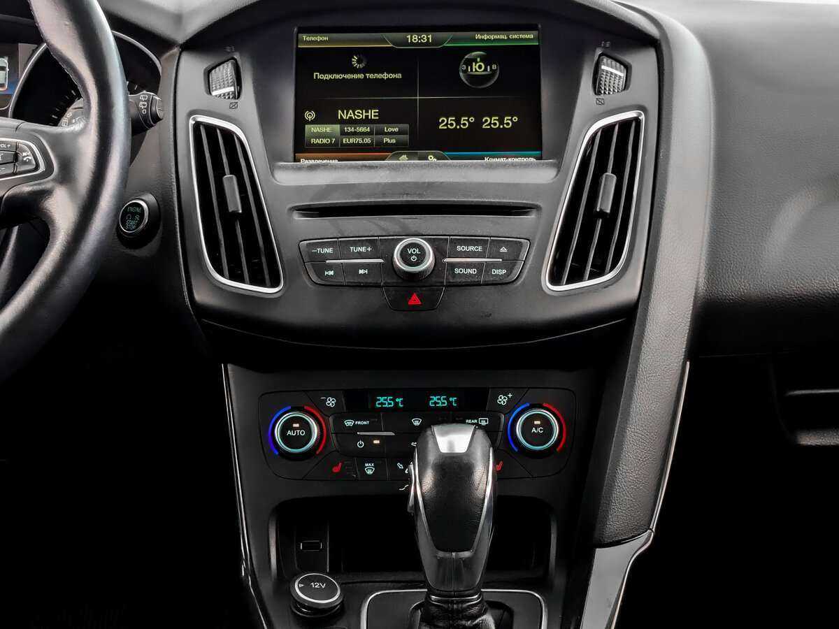 Ford Focus с пробегом — 2015 год. Фото: #12