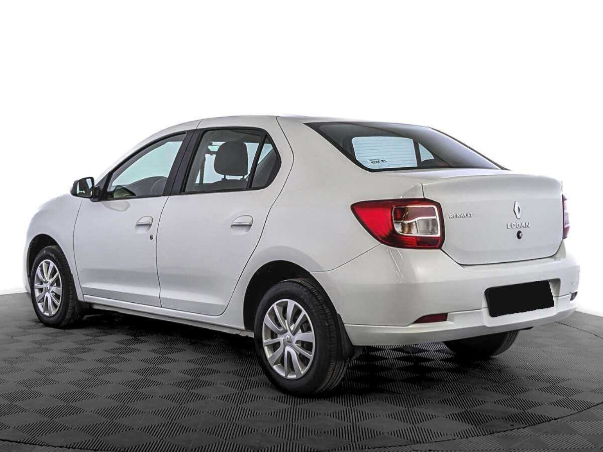 Renault Logan с пробегом — 2017 год. Фото: #6