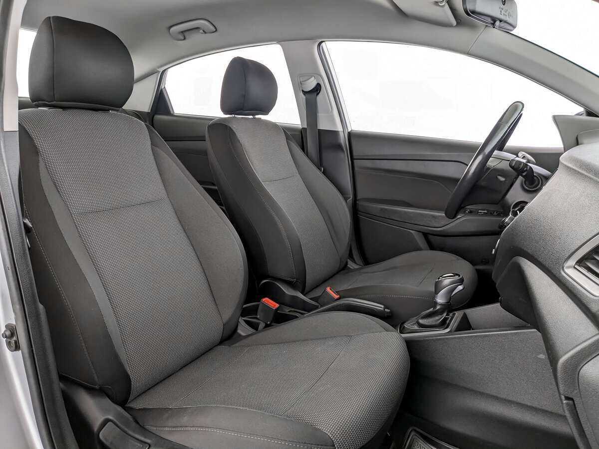 Hyundai Solaris с пробегом — 2018 год. Фото: #22