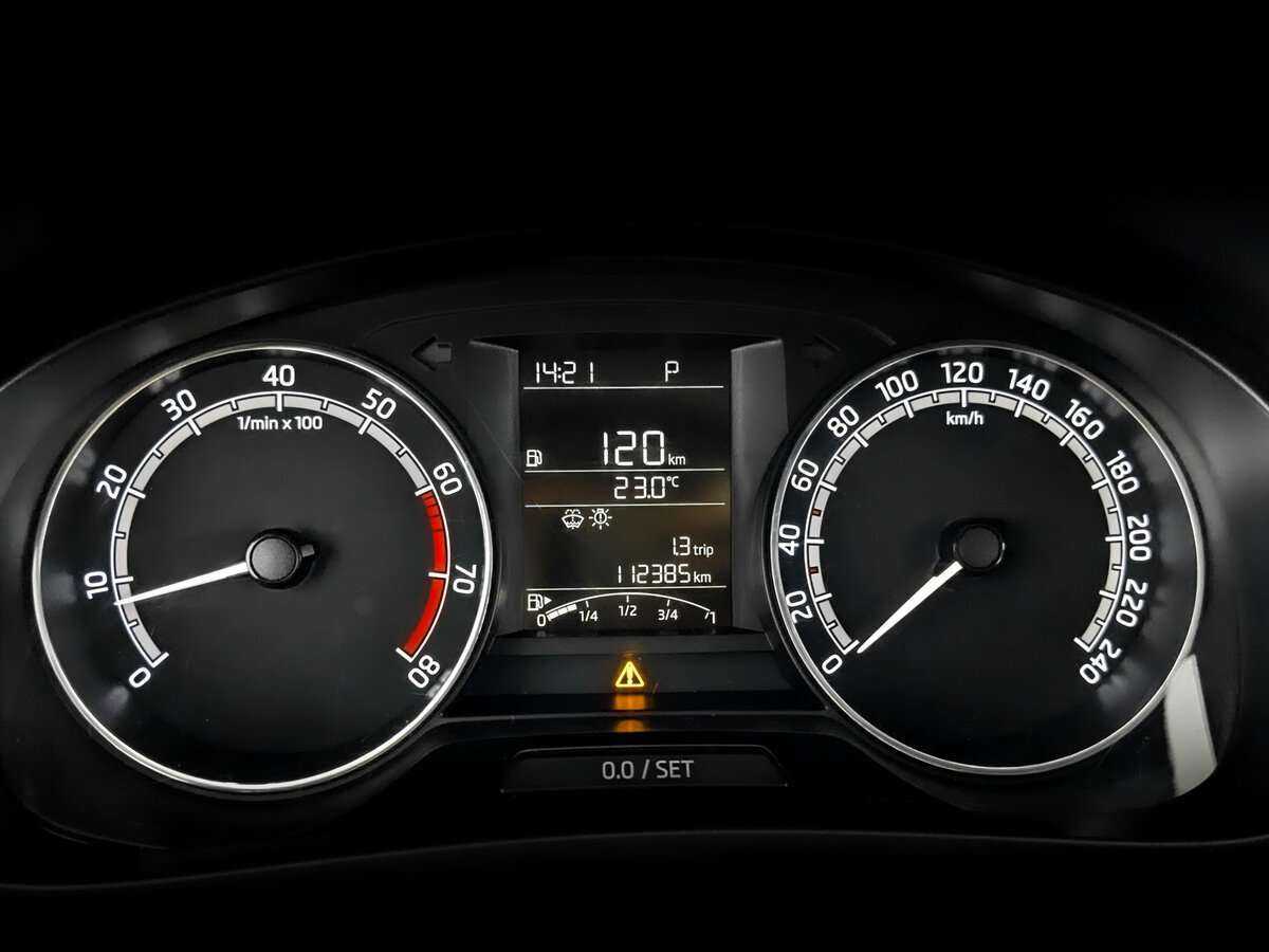 Skoda Rapid с пробегом — 2018 год. Фото: #10