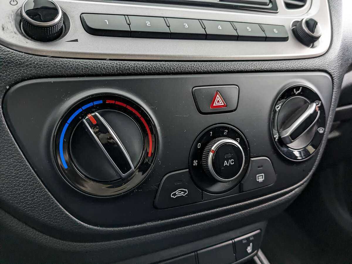 Hyundai Solaris с пробегом — 2021 год. Фото: #16