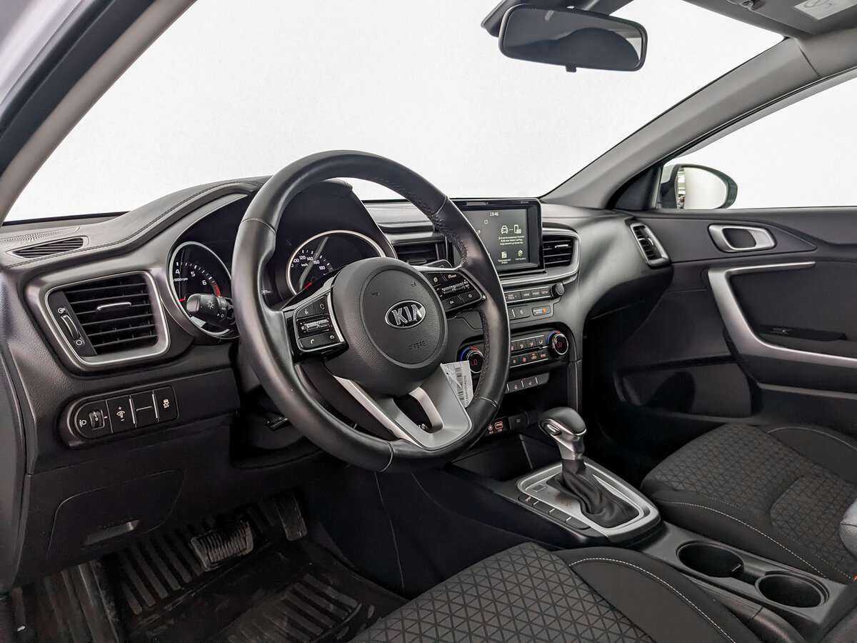 Kia Ceed с пробегом — 2018 год. Фото: #13