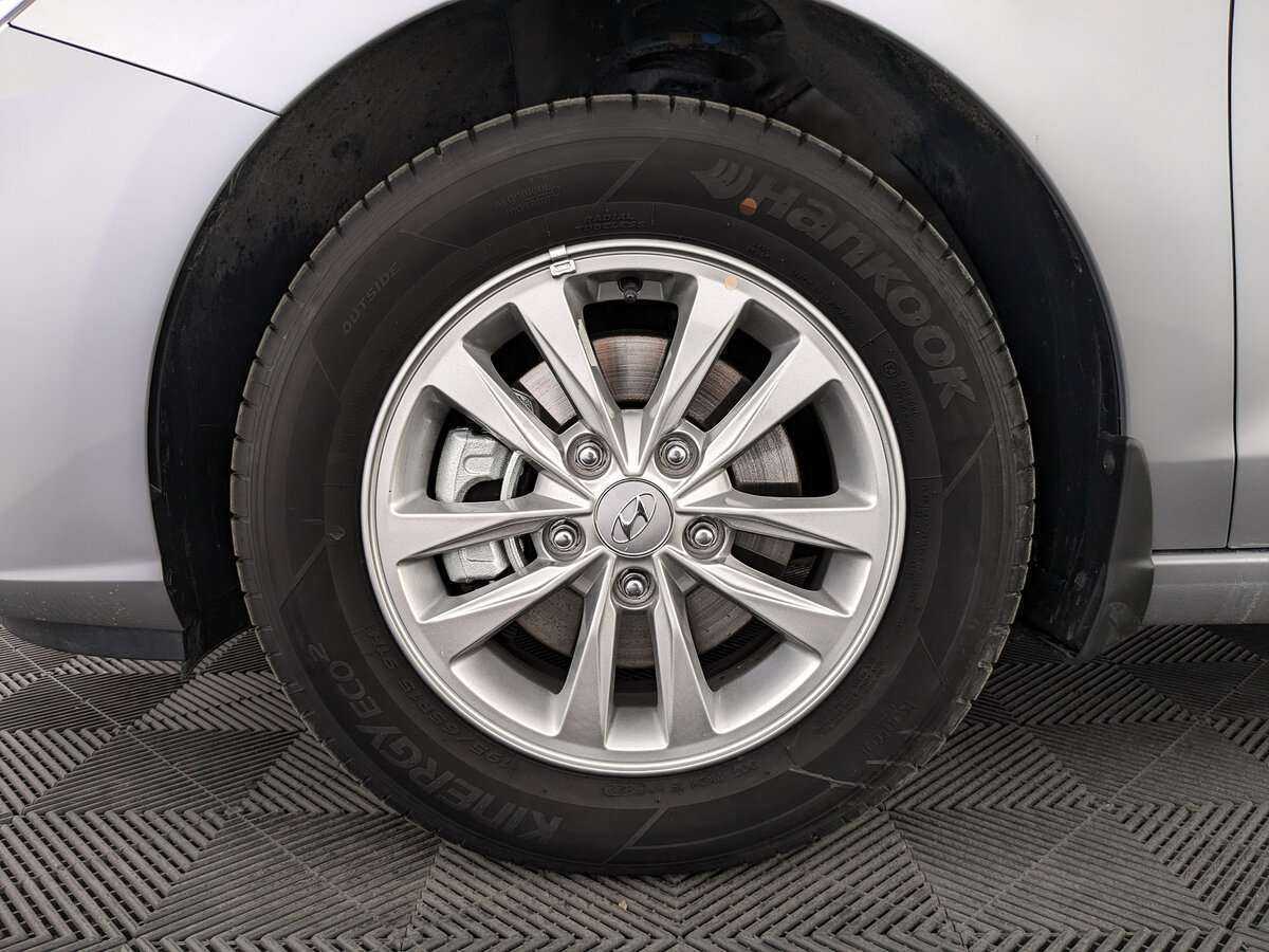 Hyundai i30 с пробегом — 2023 год. Фото: #11