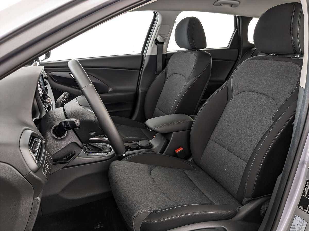 Hyundai i30 с пробегом — 2023 год. Фото: #19