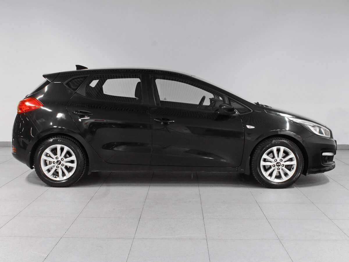 Kia Ceed с пробегом — 2017 год. Фото: #3