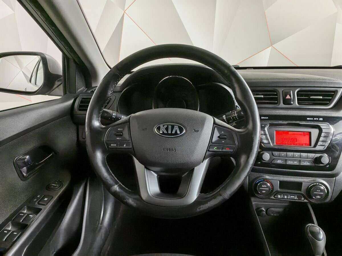 Kia Rio с пробегом — 2014 год. Фото: #7