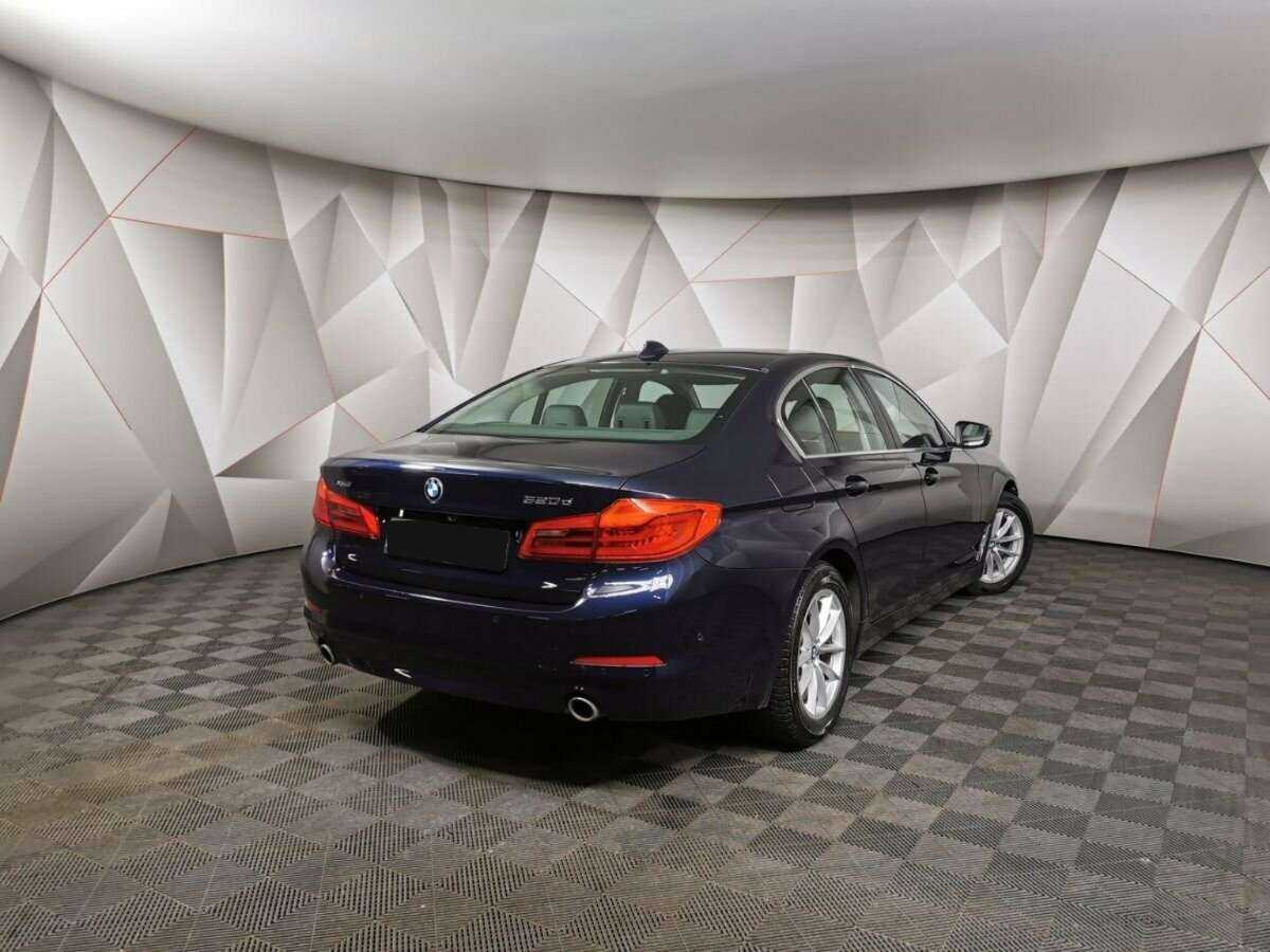 BMW 5 серии с пробегом — 2018 год. Фото: #1