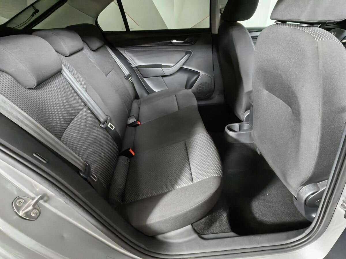 Volkswagen Polo с пробегом — 2020 год. Фото: #11