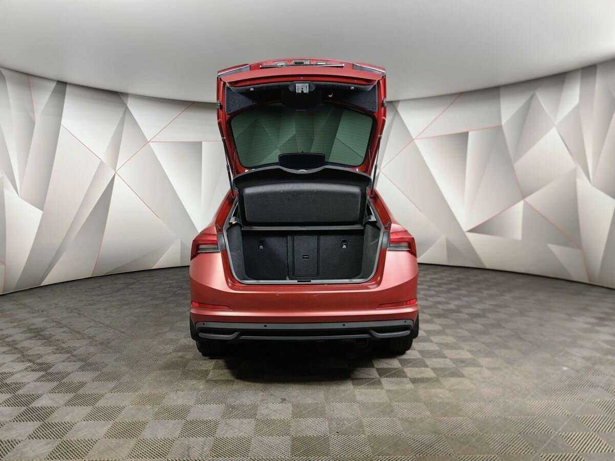 Skoda Rapid с пробегом — 2021 год. Фото: #17