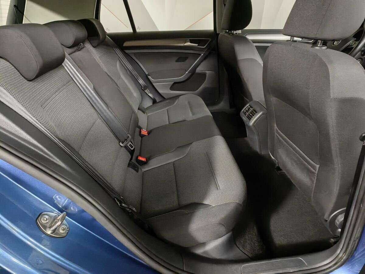 Volkswagen Golf с пробегом — 2014 год. Фото: #11