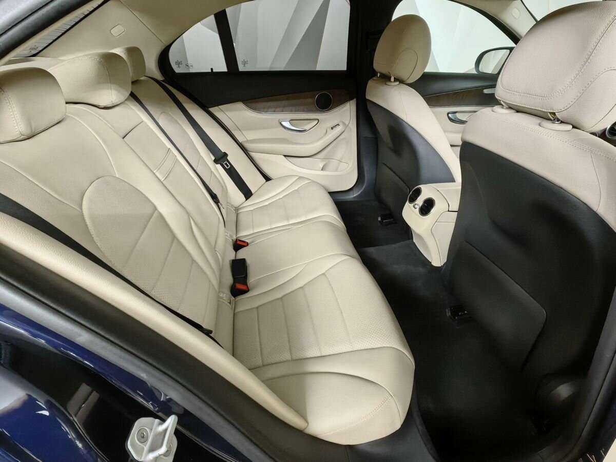 Mercedes-Benz C-Класс с пробегом — 2015 год. Фото: #11