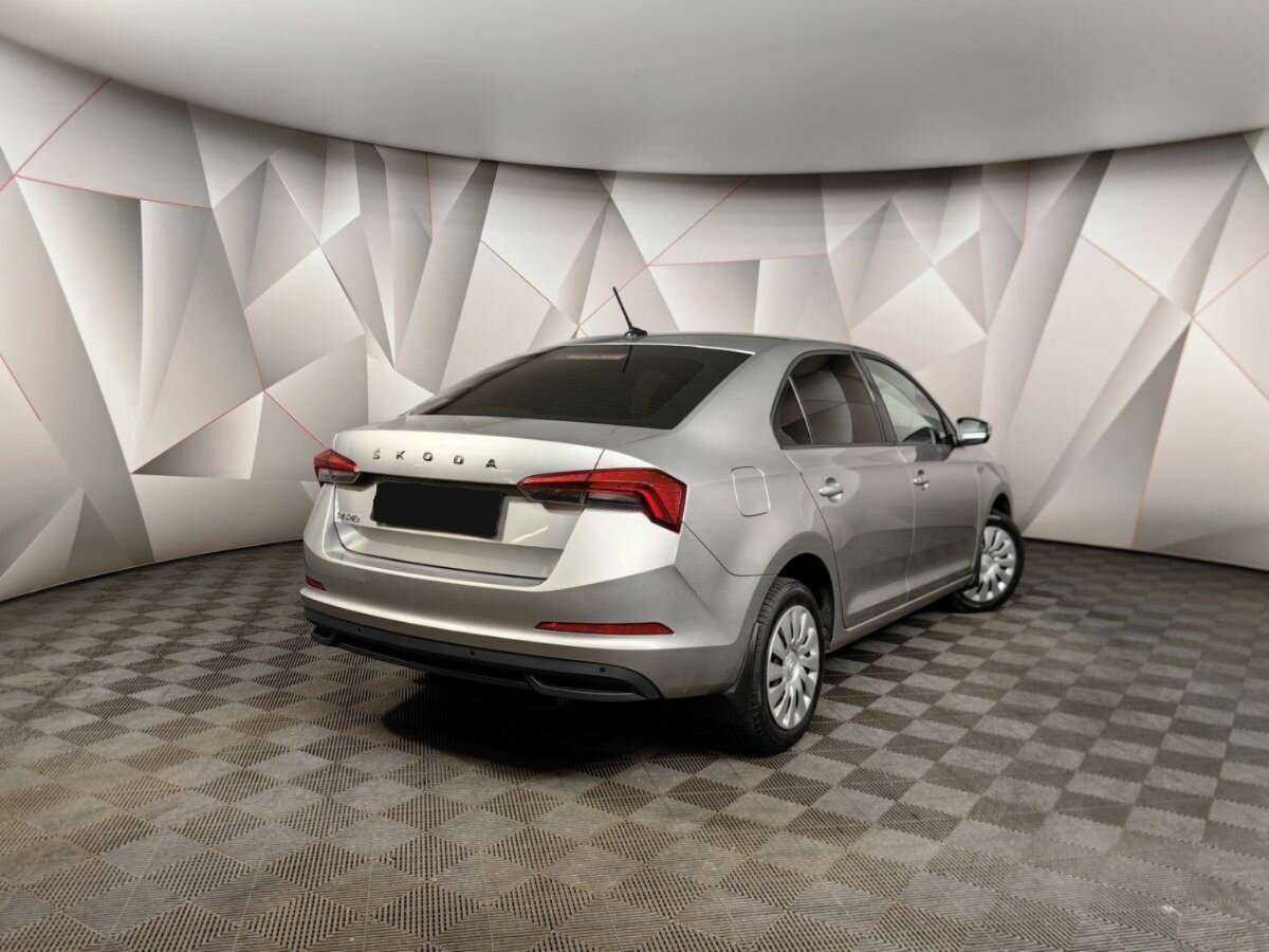 Skoda Rapid с пробегом — 2021 год. Фото: #1