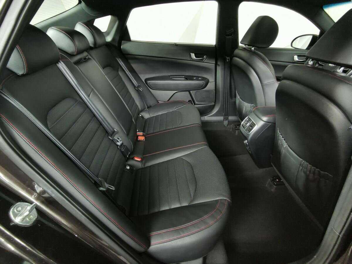 Kia Optima с пробегом — 2018 год. Фото: #11