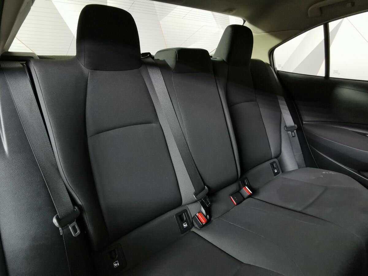 Toyota Corolla с пробегом — 2019 год. Фото: #12