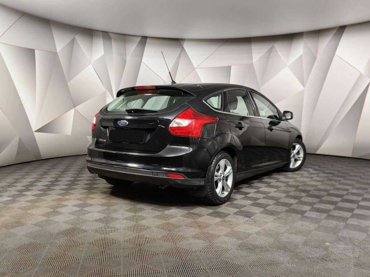 Ford Focus с пробегом — 2012 год. Фото: #1