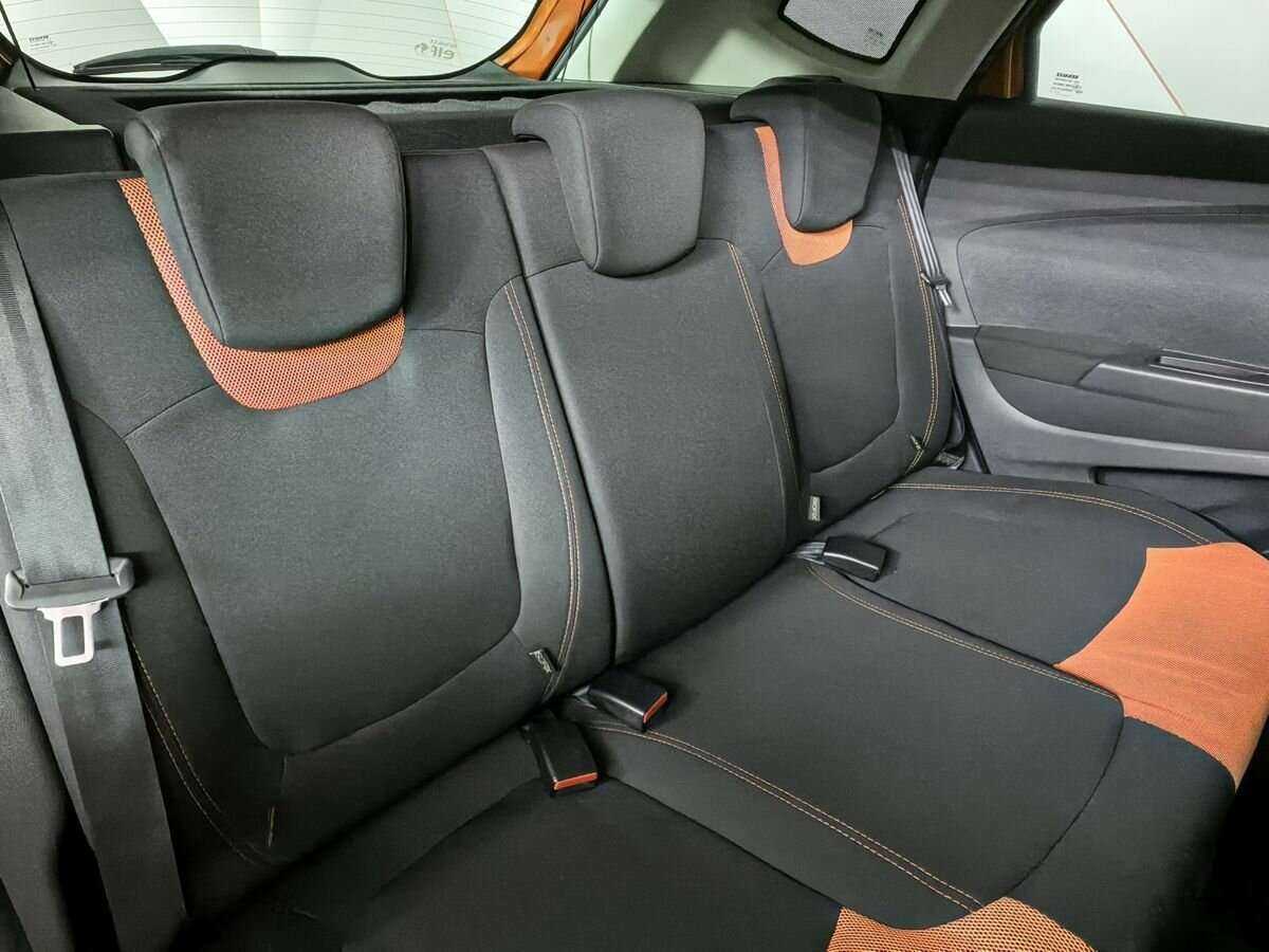 Renault Kaptur с пробегом — 2017 год. Фото: #12